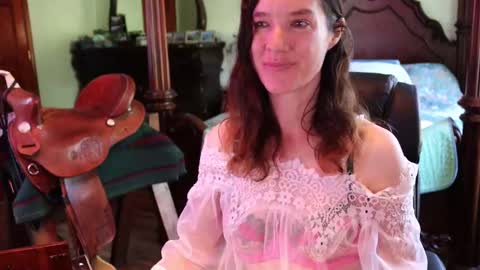 ThornburyRose online show from 26, 9, 2025