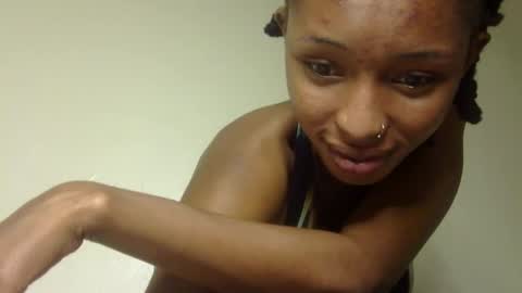 thotiana007 online show from 18, 2, 2025