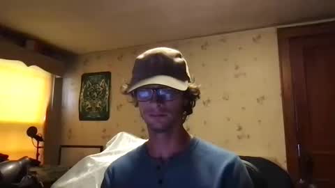 Snapshot of thundersword chatting on 12, 10, 2025 thundersword online show from 12, 10, 2025