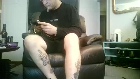 thyfattesthead online show from 24, 4, 2026