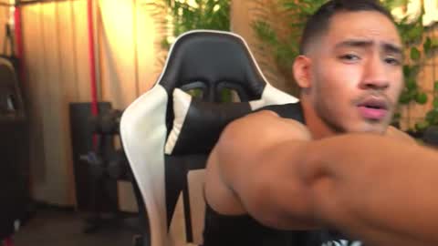 Snapshot of tian_brooks chatting on 13, 2, 2026 Tian Brooks online show from 13, 2, 2026