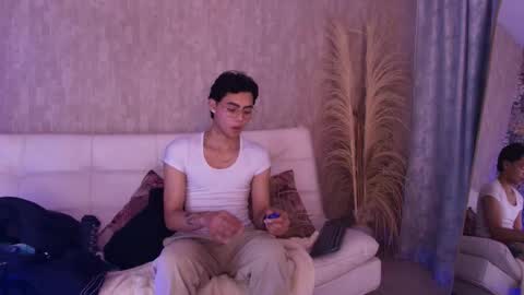 Snapshot of tian_sex chatting on 8, 5, 2026 online show from 8, 5, 2026