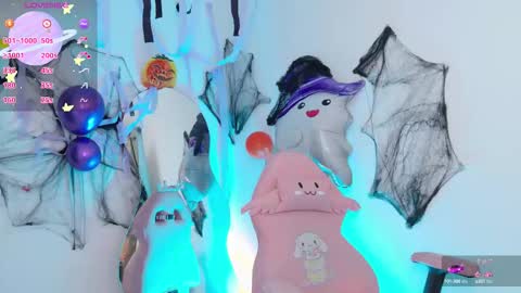 Tiana Le online show from 15, 10, 2025