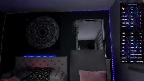 Tian Zilac online show from 23, 11, 2025