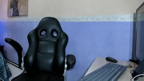 Snapshot of tiara_latina chatting on 12, 5, 2026 Tiara online show from 12, 5, 2026