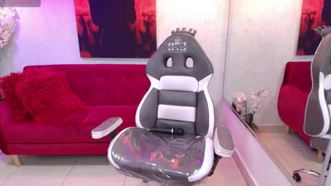 Tiara  online show from 17, 3, 2026