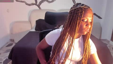 Snapshot of tifanytaylor1_ chatting on 4, 1, 2025 TIFF online show from 4, 1, 2025