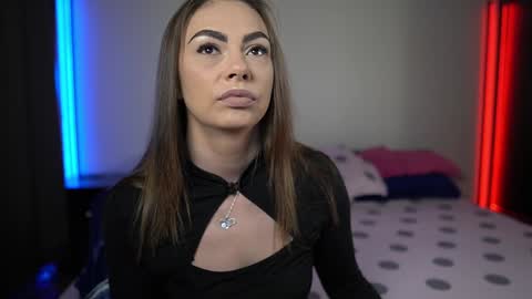 Tiffany online show from 24, 1, 2025