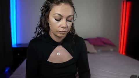 Tiffany online show from 18, 2, 2025