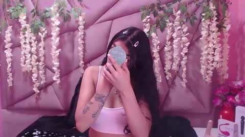 Snapshot of tiffani_hott_ chatting on 10, 12, 2024 TIFANI online show from 10, 12, 2024