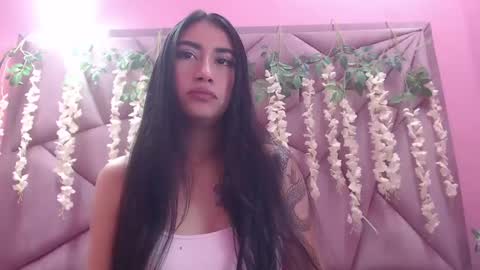 Snapshot of tiffani_hott_ chatting on 12, 2, 2025 TIFANI online show from 12, 2, 2025