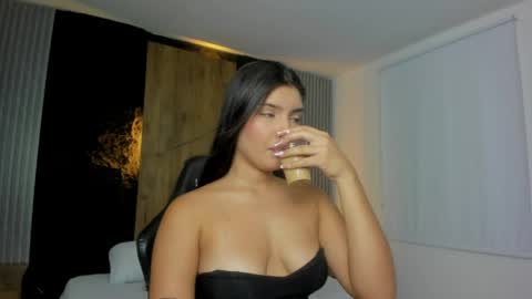 Snapshot of tiffanny_doll_ chatting on 30, 5, 2026 T I F F A N N Y online show from 30, 5, 2026