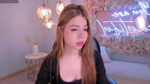 Tiffanny Sins online show from 15, 3, 2026