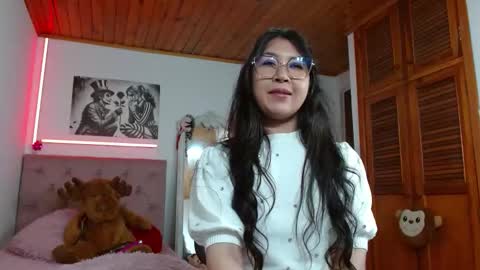 Tifanny online show from 25, 10, 2025