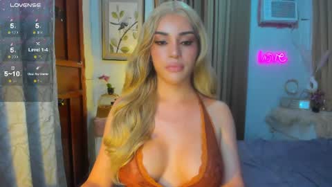 Snapshot of tiffany_cams chatting on 10, 6, 2026 Tiffany online show from 10, 6, 2026