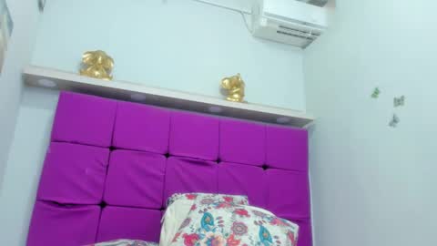 tiffany  online show from 6, 2, 2026