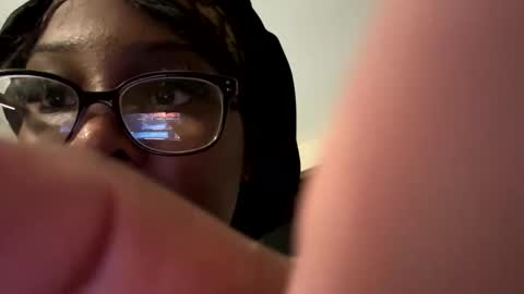 tiffanyandnato online show from 22, 11, 2025