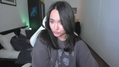  Tiffany  online show from 22, 12, 2024