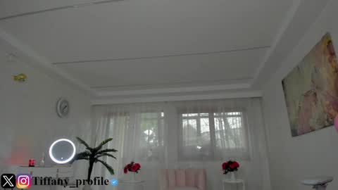 Tiffany Houston online show from 19, 11, 2025