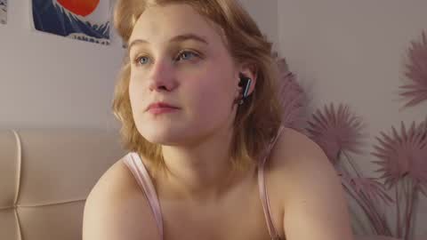 Snapshot of tiffanyjons chatting on 9, 2, 2025 tiffanyjons online show from 9, 2, 2025