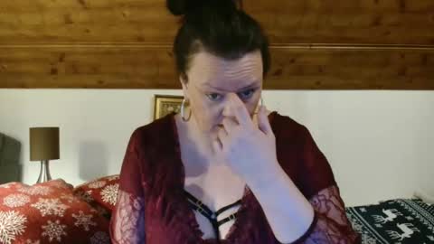 TiffanyMature online show from 25, 11, 2025