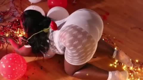 tifanny online show from 22, 5, 2026