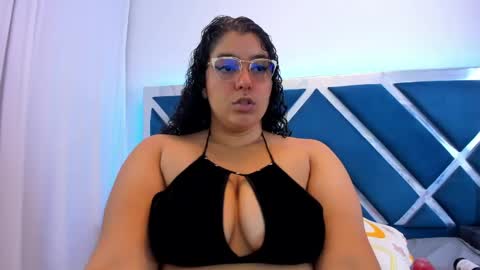 Snapshot of tiffanymiller01 chatting on 3, 6, 2026 Tiffany Miller online show from 3, 6, 2026