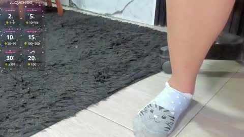 tiffanyy_deluxe online show from 28, 9, 2025