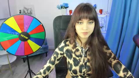 tiffanyyoun online show from 1, 11, 2025