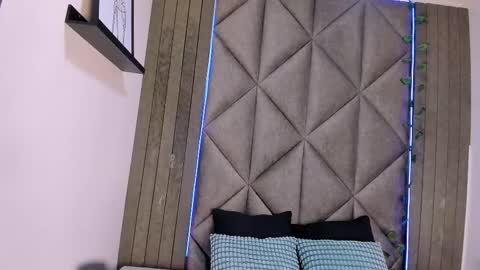 Tiffany  online show from 1, 11, 2025