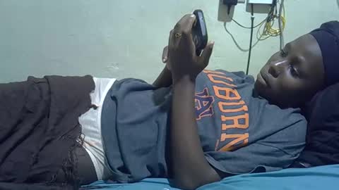 Snapshot of tight_pussie chatting on 6, 2, 2026 tight_pussie online show from 6, 2, 2026