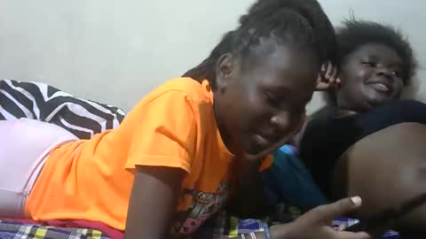 Snapshot of tight_pussie chatting on 24, 2, 2026 tight_pussie online show from 24, 2, 2026