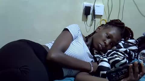 Snapshot of tight_pussie chatting on 2, 3, 2026 tight_pussie online show from 2, 3, 2026