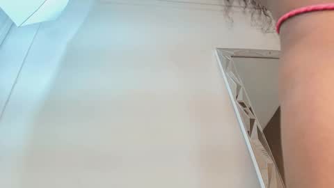 T I F F A N Y online show from 25, 9, 2025