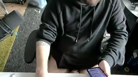 Snapshot of tiiimo94 chatting on 7, 10, 2025 tiiimo94 online show from 7, 10, 2025
