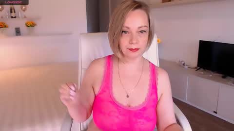 Tilly online show from 10, 10, 2025