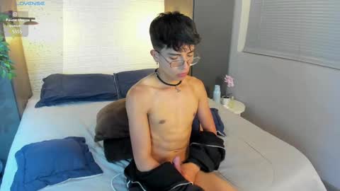 Snapshot of tim__fox chatting on 5, 2, 2025 Tim Fox online show from 5, 2, 2025