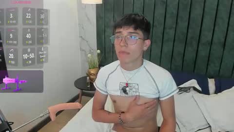 Snapshot of tim__fox chatting on 8, 2, 2025 Tim Fox online show from 8, 2, 2025