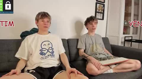 Snapshot of tim_milll chatting on 13, 12, 2025 Tim online show from 13, 12, 2025