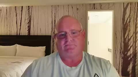 Snapshot of time2unwind033 chatting on 10, 9, 2025 time2unwind033 online show from 10, 9, 2025