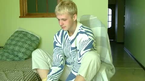 Snapshot of timkinky chatting on 17, 10, 2025 Tim WhiteS online show from 17, 10, 2025