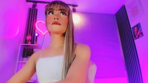 Snapshot of timmy_boyy chatting on 26, 2, 2026 Hallie And Annie online show from 26, 2, 2026