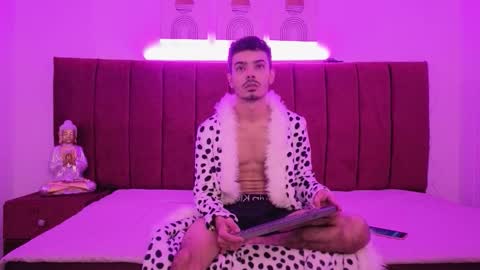 Evans  online show from 18, 10, 2025