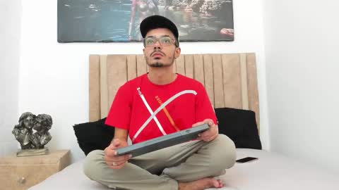 Evans  online show from 1, 11, 2025