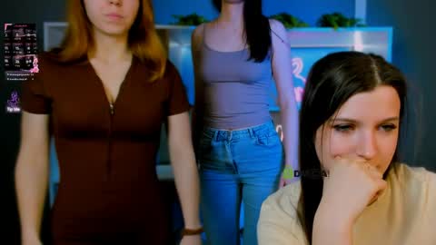 tina_golden1 online show from 27, 3, 2026