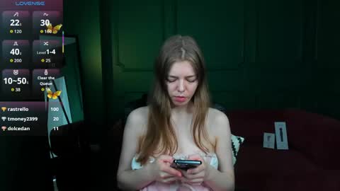 Snapshot of tina_tayllor__ chatting on 8, 6, 2026 tina_tayllor__ online show from 8, 6, 2026