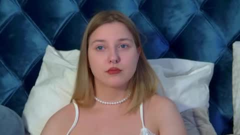TinaBurton online show from 29, 4, 2026