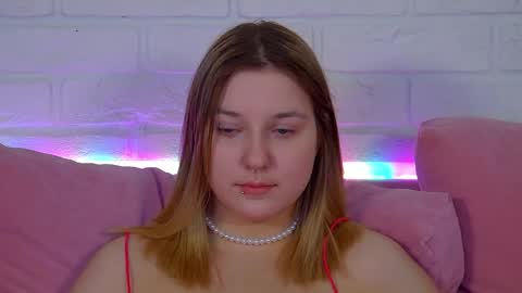 TinaBurton online show from 30, 4, 2026