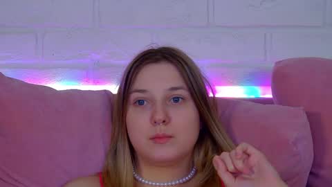 TinaBurton online show from 30, 4, 2026