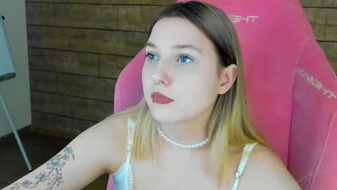 TinaBurton online show from 6, 5, 2026